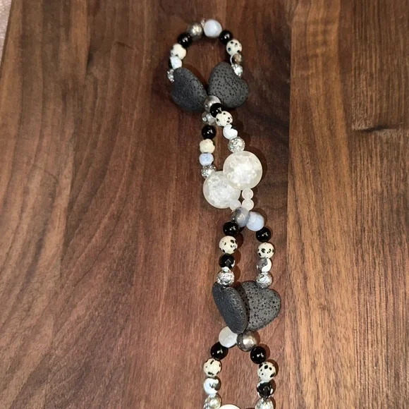 Druzy MoonDust HangCharm (Seashell hearts,Dalmatian Jasper,black obsidian - Picture 5 of 7
